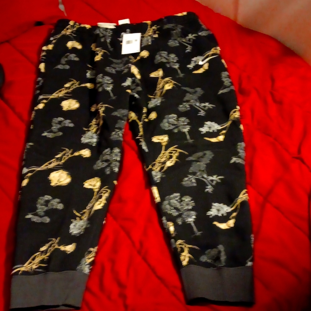 Nike Sport Fleece Floral Joggers XXL